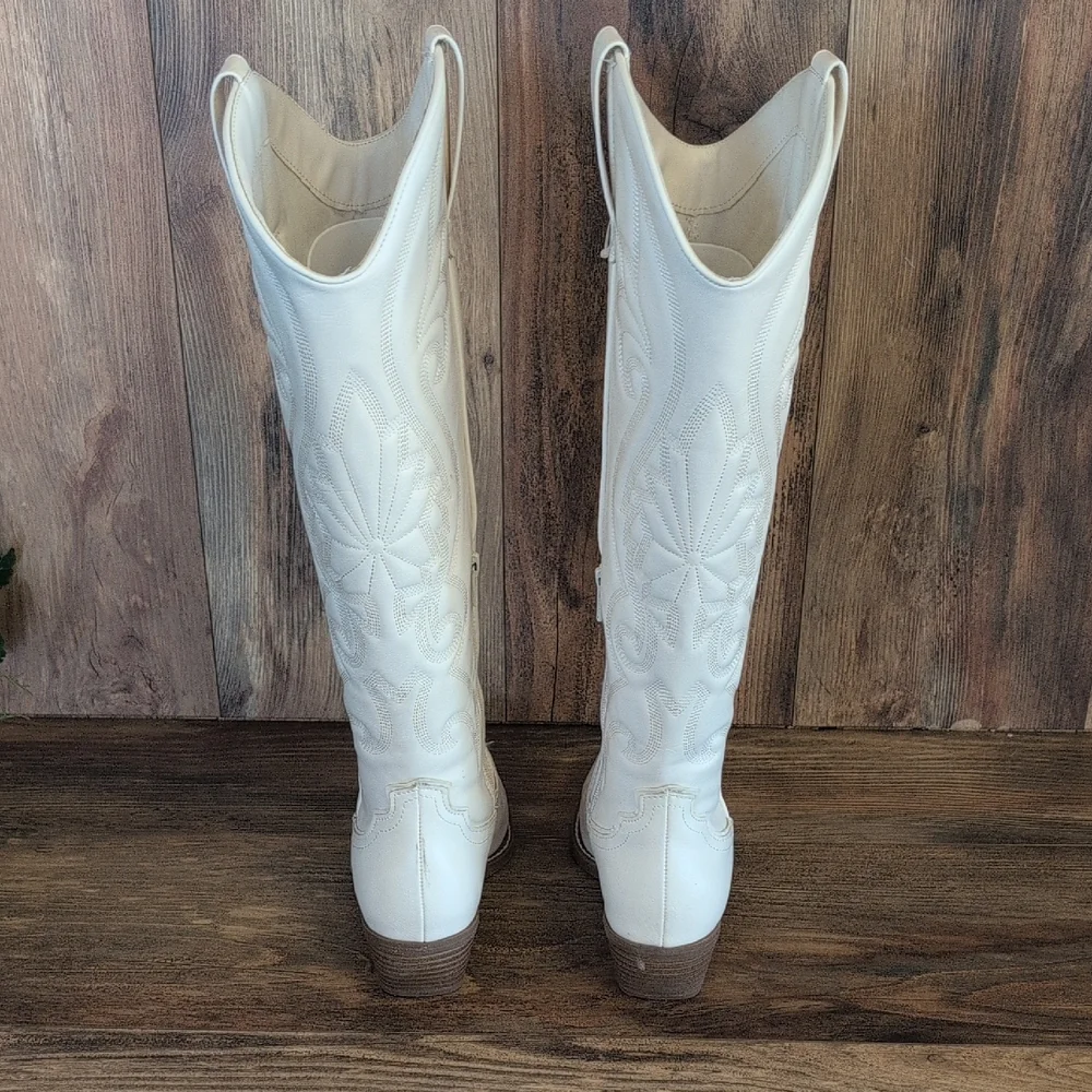 Wild Fable NWT Kenzie White Over the Knee Western Boots M194